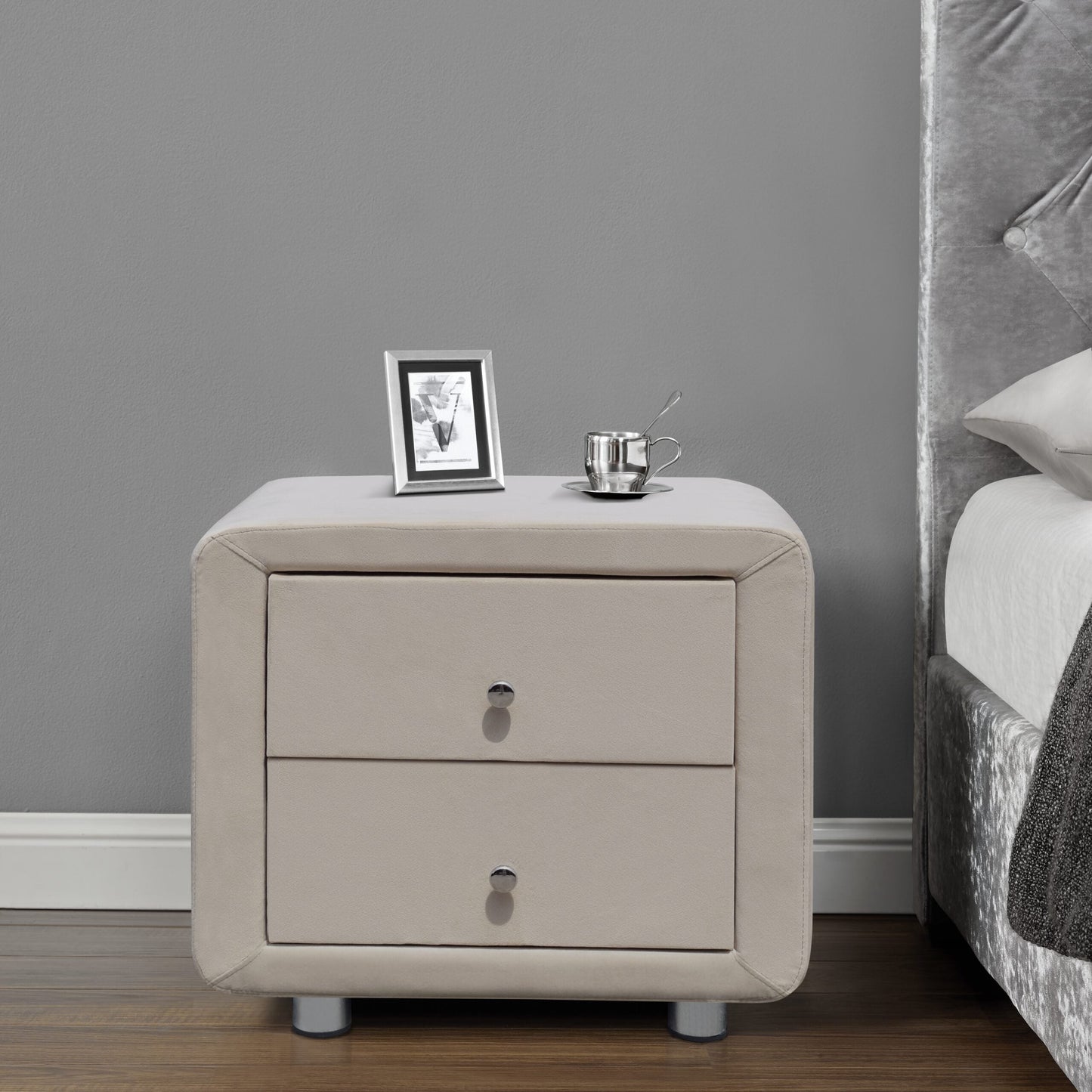Marsala Plush Velvet Bedroom Furniture - Luxe & Soft Touch for Your Elegant Bedroom Decor